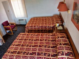 Highland Tower Motel - 8