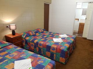 Commercial Hotel - Charters Towers - 0