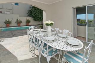 On The Rocks - Hermanus - 2