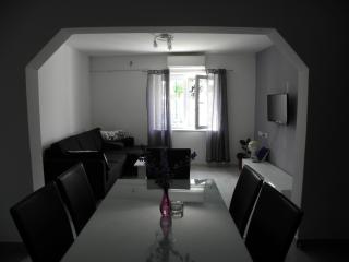 Apartment Jartic - Betina - 9