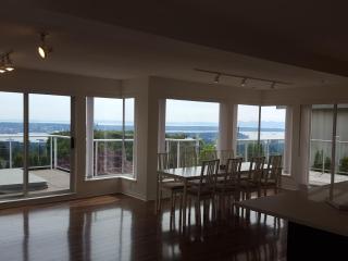 Emperial Suites - North Vancouver - 3