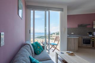 Seaview Luxury Penthouse with Shared Swimming Pool - Għajnsielem - 9