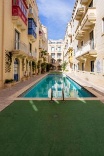 Seaview Luxury Penthouse with Shared Swimming Pool - Għajnsielem - 3