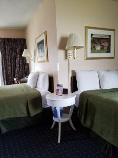 Knights Inn Mackinaw City - 3