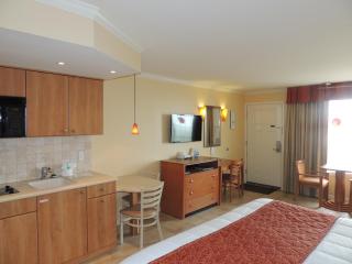 Fleur de Lis Beach Motel - Wildwood Crest - 2