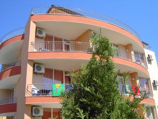 Family Hotel Deja Vu - 8