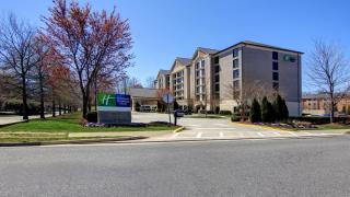 Holiday Inn Express & Suites Alpharetta by IHG - 9
