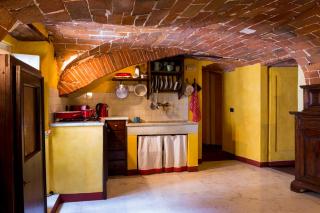 The Mezzanine within the Walls - 9