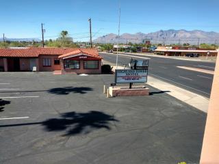 Highland Tower Motel - 9