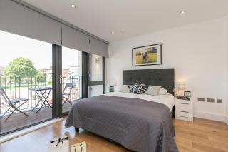 Portobello Apt with Floor-to-Ceiling Views - Londra - 7