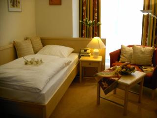 HotelHaus Ritter - Bad Pyrmont - 2