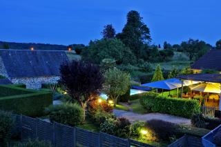 Logis Hôtel-Restaurant Les Voyageurs - La Coquille - 2