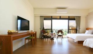 Residents with easy places - 8