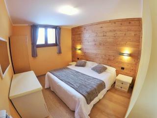 Chalet Alpina Hotel & Apartments - La Thuile - 2
