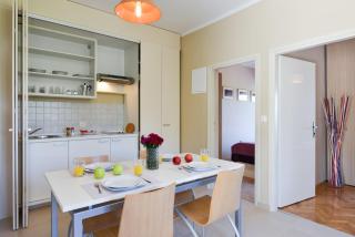 Cecilia Apartments - stunning sea views and relaxing Mediterranean getaway - 6