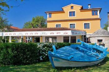 Rooms with free parking, Pula (foto 5)