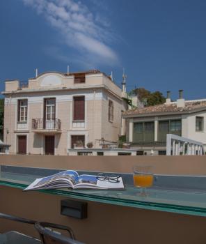 Tripodon Plaka In the shade of Acropolis by GHH, Atény (fotografie 2)