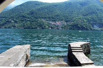 House on the lake shore of Laglio, Laglio (photo 3)