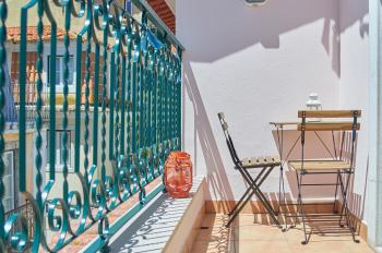 Cozy apartment in historic center with terrace, Lisabon (fotografie 2)