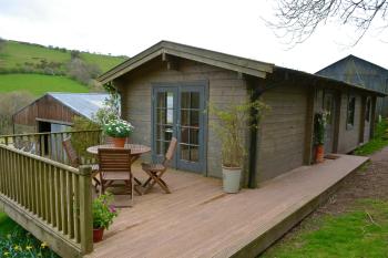Log Cabin, Brecon (photo 4)