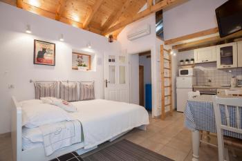 Studio Apartment Karlo, Split (photo 2)