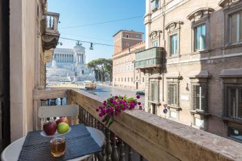 Amazing Piazza Venezia Suites, Rome (photo 2)
