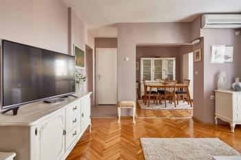 Spacious modern apartment in peaceful neighborhood, Skopje (photo 5)