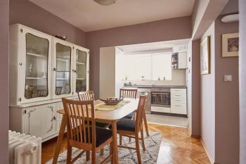 Spacious modern apartment in peaceful neighborhood, Skopje (photo 2)