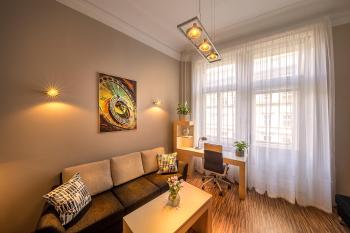 Stylish apartment in old town Prague, Praha (fotografie 3)