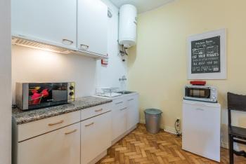 GuestReady - Minimalistic studio downtown, Porto (fotografie 3)