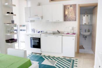 Thelma's Apartment, Athens (photo 5)