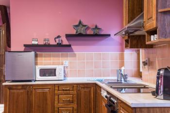 Spacious and Quiet Attic Flat in Centre, Praha (fotografie 3)