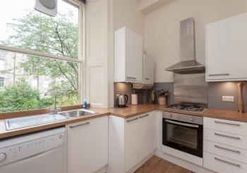 The Hart Residence, Edinburgh (photo 2)
