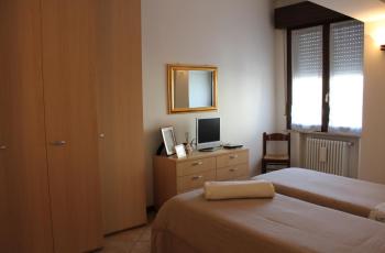 B. & B. NABUCCO, Parma (foto 2)