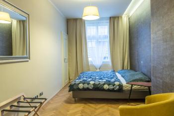 Exclusive 3 Bedroom Top-Notch Flat, GREAT LOCATION, Прага (фото 5)