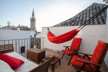 SevilleBnB Group- Angeles House, private terrace with Cathedral Views, Sevilla (Foto 3)