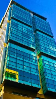 Glasgow Central Station SKYLINE Apartment with Parking (2 bedrooms, 2 bathrooms, 1 living room-Kitchen), Глазго (фото 3)