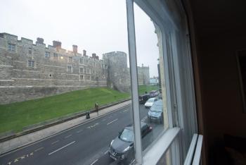 Central Windsor Apartment Facing the Castle, Windsor (zdjęcie 5)