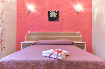 Trani B&T Rooms, Řím (fotografie 3)