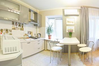 Апартаменты рядом с центром, Kijów (zdjęcie 2)