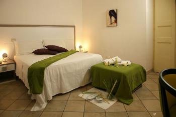 Caravaggio Hotel, Naples (photo 5)
