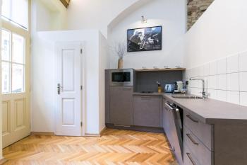 Apartment Nebovidy I - Historic centre - Terrace - Air Conditioning, Praha (fotografie 5)