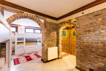 Cheers Vintage Hostel, Стамбул (фото 4)