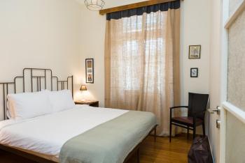 1930's Athenian House by YHA, Athens (photo 4)