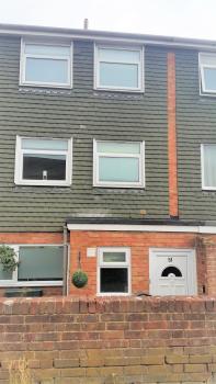 Swindon Old Town Duplex - EnterCloud9SA, Swindon (photo 2)