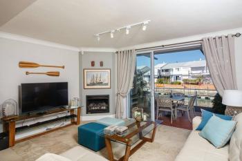 WATERFRONT - Quay Largo two bedroom on the water with mooring, Knysna (foto 4)