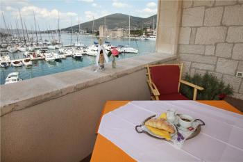 Villa Moretti, Trogir (Foto 2)