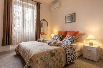 Apartment KAPO, Split (photo 2)