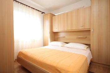 Apartments by the sea Razanj, Rogoznica - 8361, Rogoznica (photo 2)