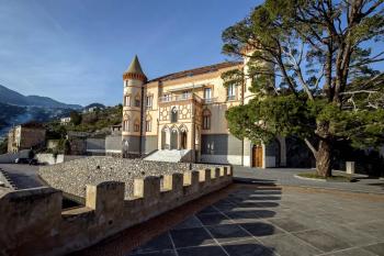 Starhost - CASTLE MEZZACAPO seaview terrace, garden and parking, Minori (foto 4)